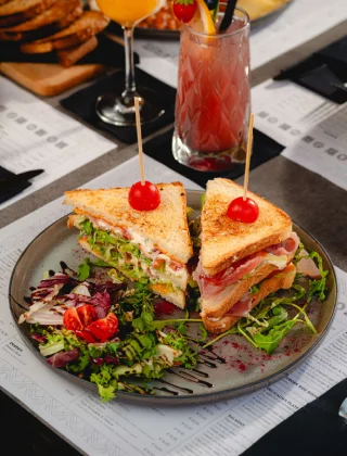 Club Sandwich Theatrum
