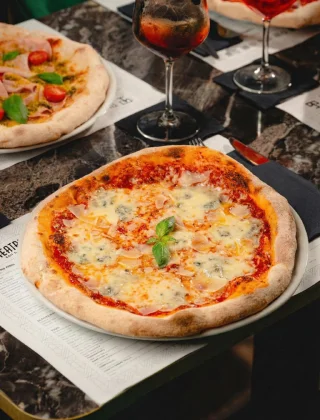 Quattro Formaggi Menu Theatrum